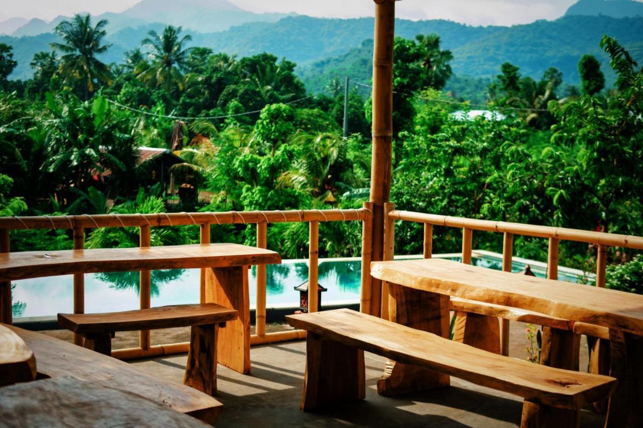 Eco Moringa Garden Hotel Banyuwedang Buitenkant foto
